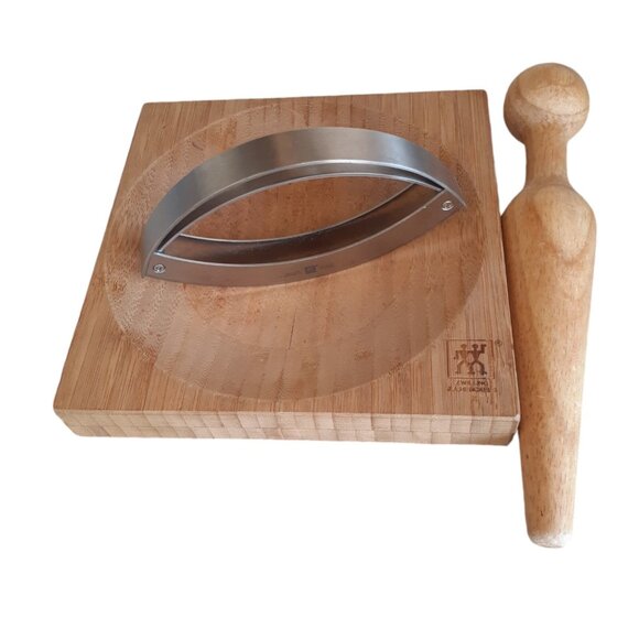 Zwilling J.A. Henckels Mincing Set Bamboo Herb Board Rocking Knife & Pestle 3 pc - Picture 5 of 11